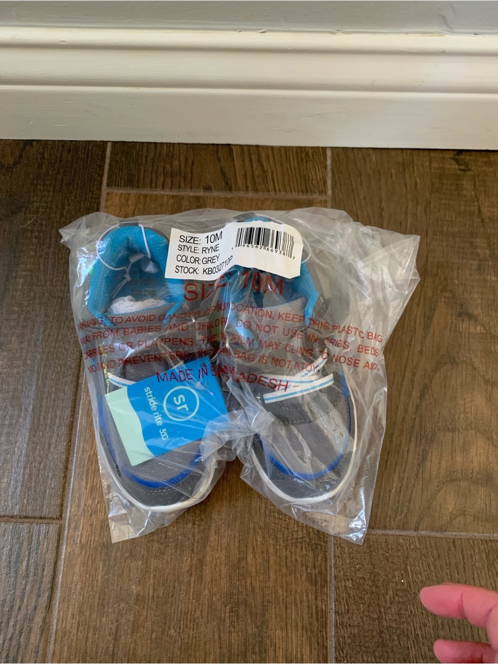 NEW Stride Rite 360 Kids Athletic Shoes Size 10